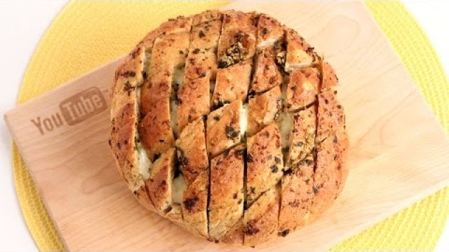 Sqwatchy Garlic Bread