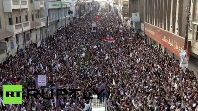 Massive crowd in Sanaa protest Saudi strikes in Yemen