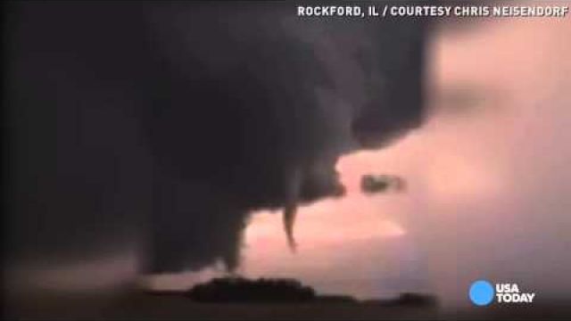 Raw video captures tornado touching down in Illinois